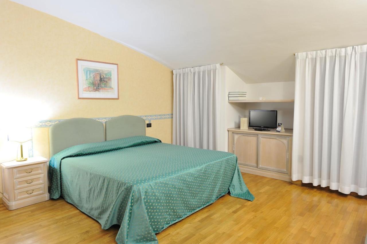 Soave Roxy Apartments Экстерьер фото
