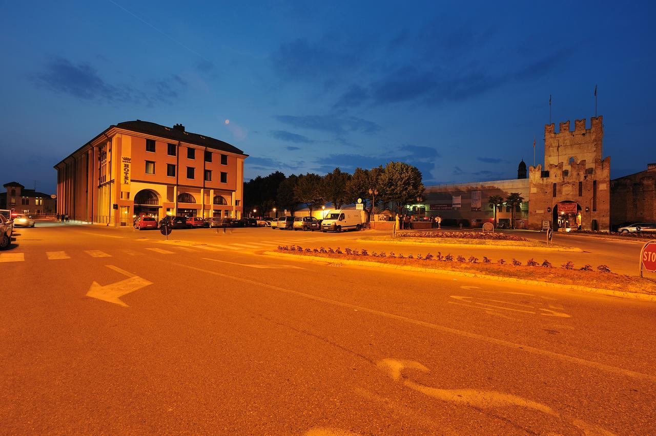 Soave Roxy Apartments Экстерьер фото